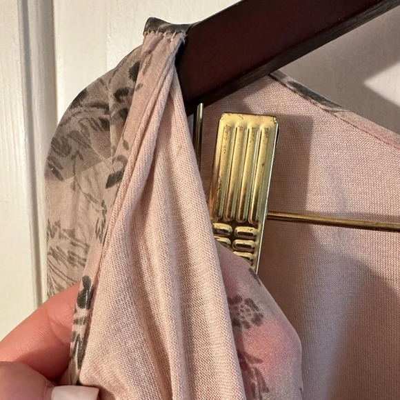 PIAZZA ROMA Italian 🇮🇹 100% Silk Blouse Capelet Ivory Blush Floral M 2 in 1 - Picture 9 of 14